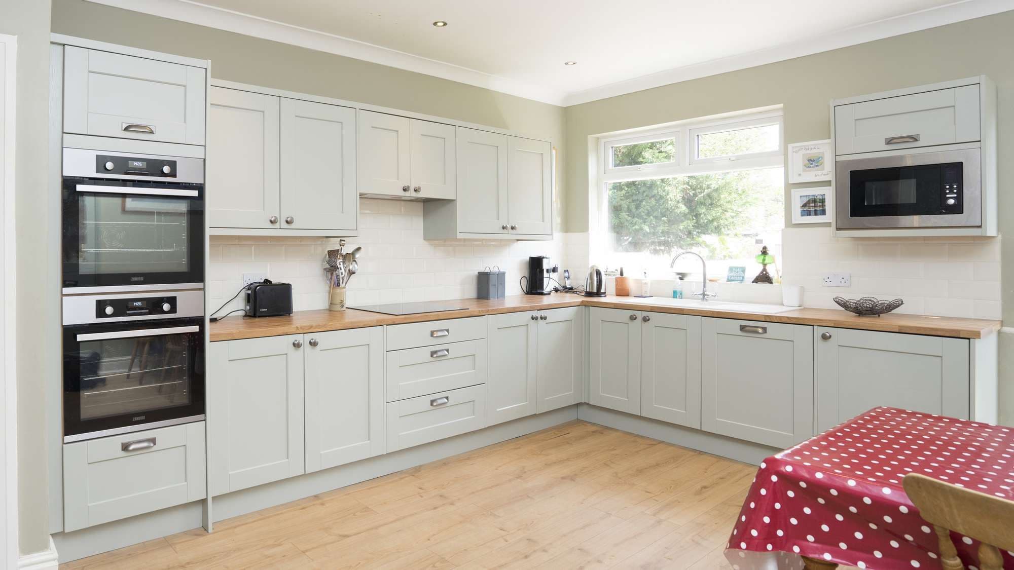 Shaker Kitchen, Aigburth - photo 1