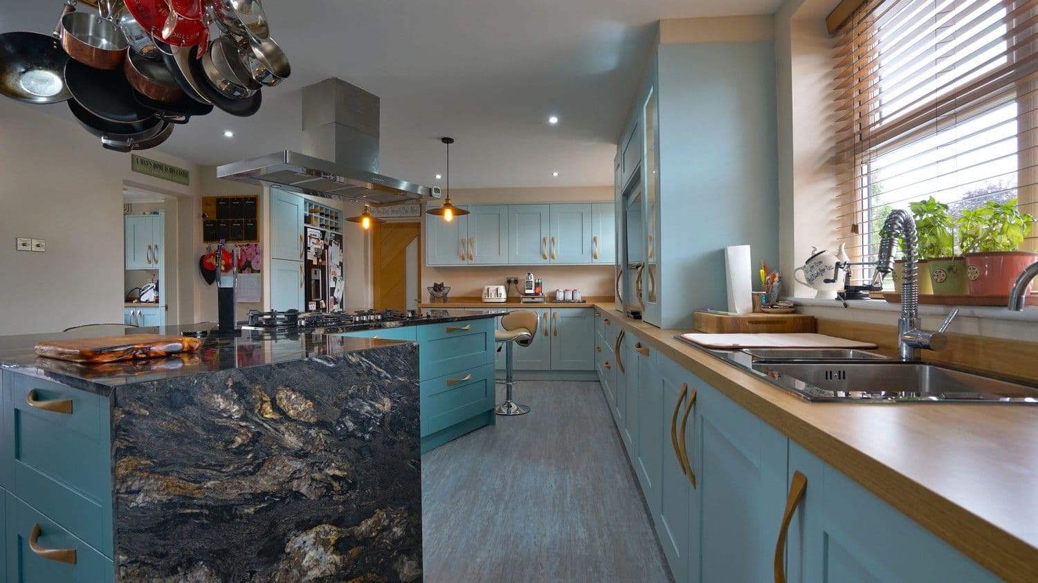 Close up of the island granite detail, with patterns similar to an oyster shell, this really is a stunning feature.