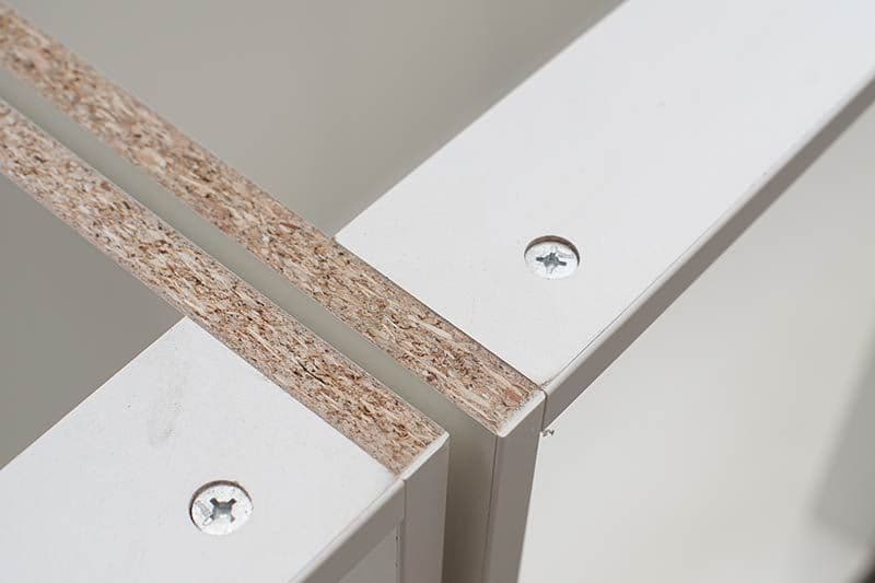 Cleveland Bespoke cabinets manufactured with a 3mm lip for enhanced performance.