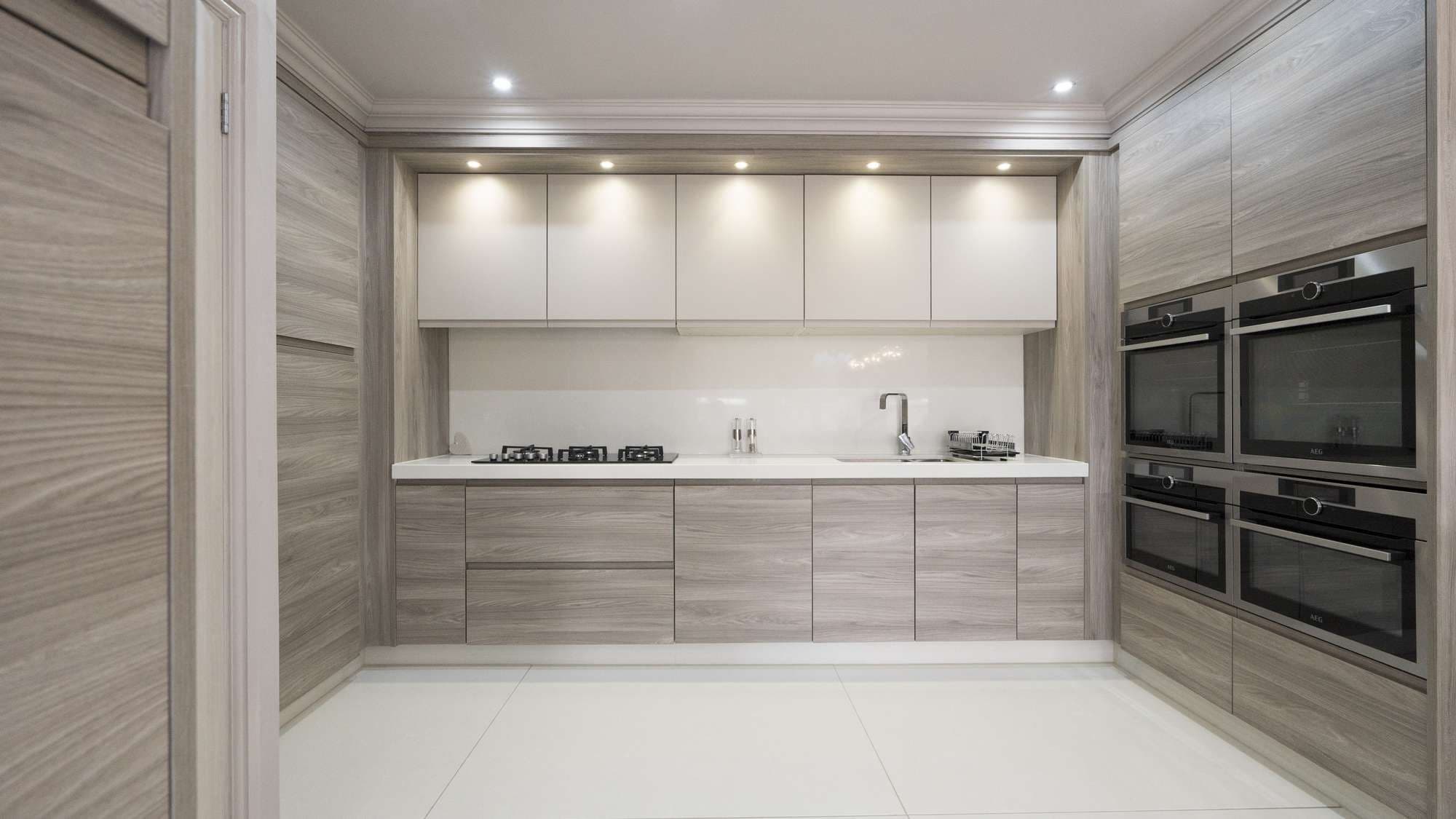 Close up of the food prep areas, large cooking hob and sink complete this space.