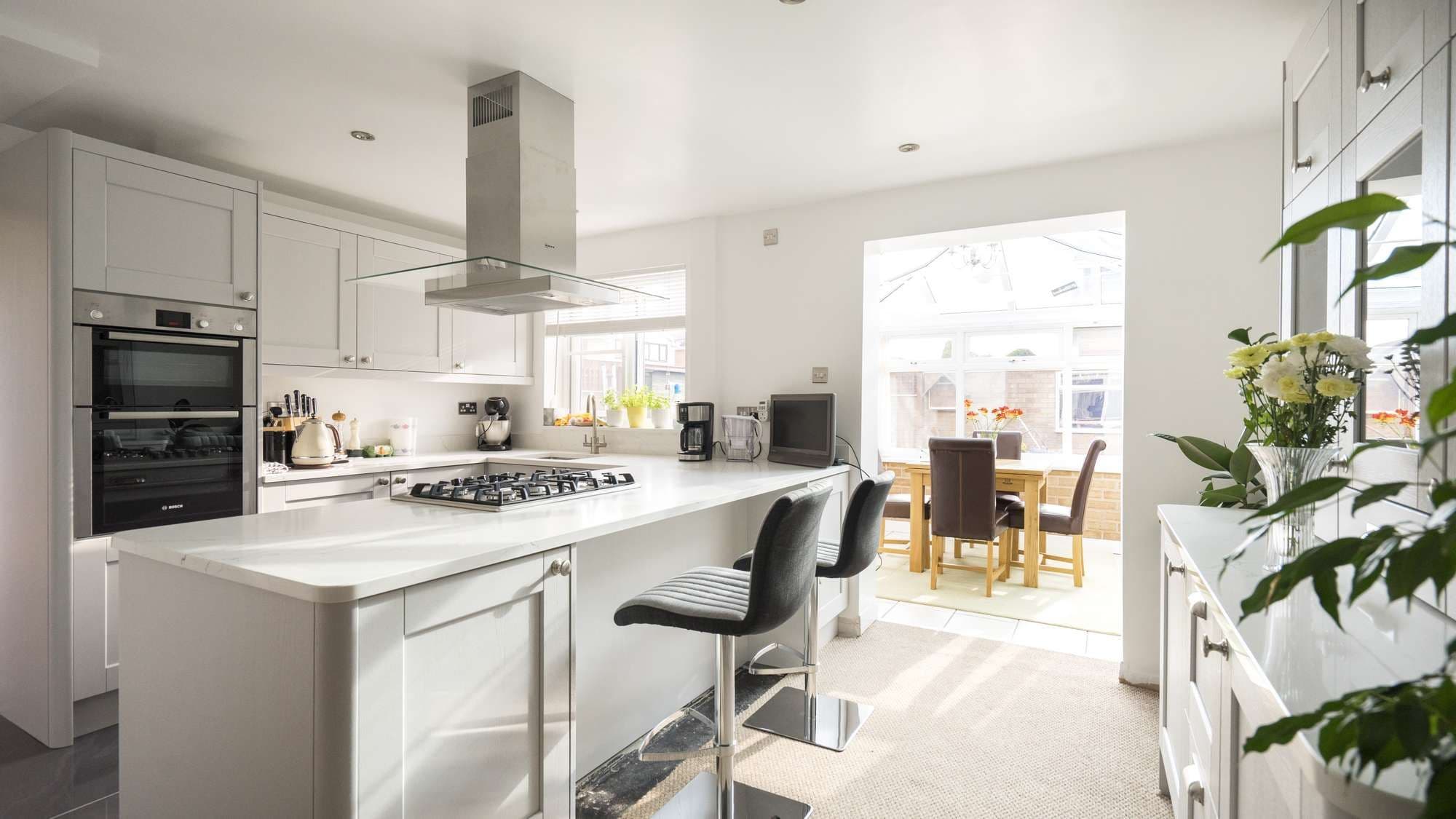 Shaker Kitchen, Wirral - photo 2